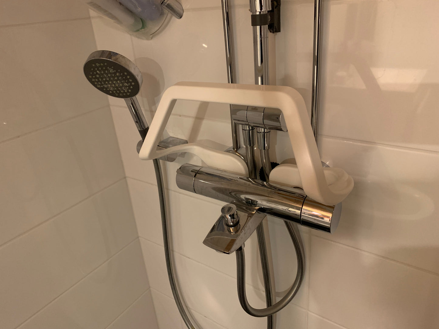 Haltegriff für die Dusche